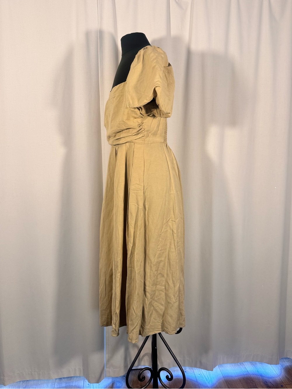 ASTR The Label Dusty Yellow Puff Sleeve Midi Dress - Picture 5 of 9